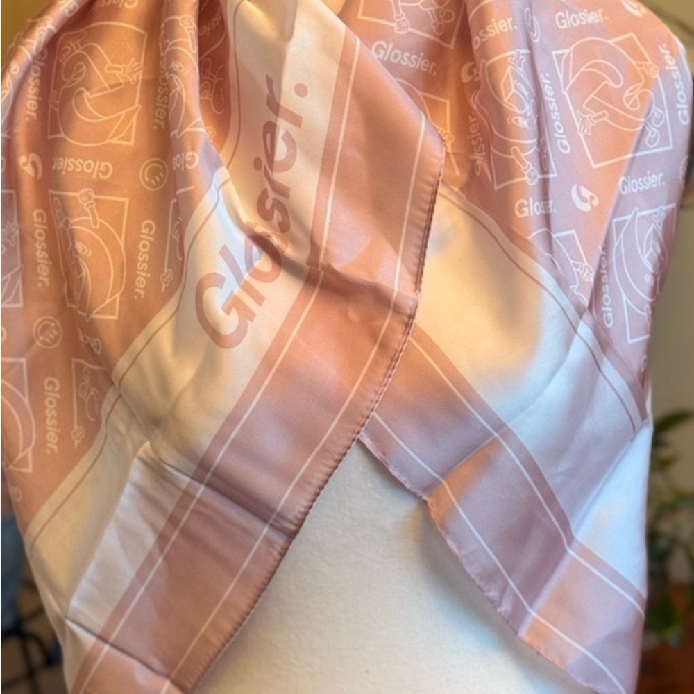 Glossier Stylish Pink and Cream Wrap